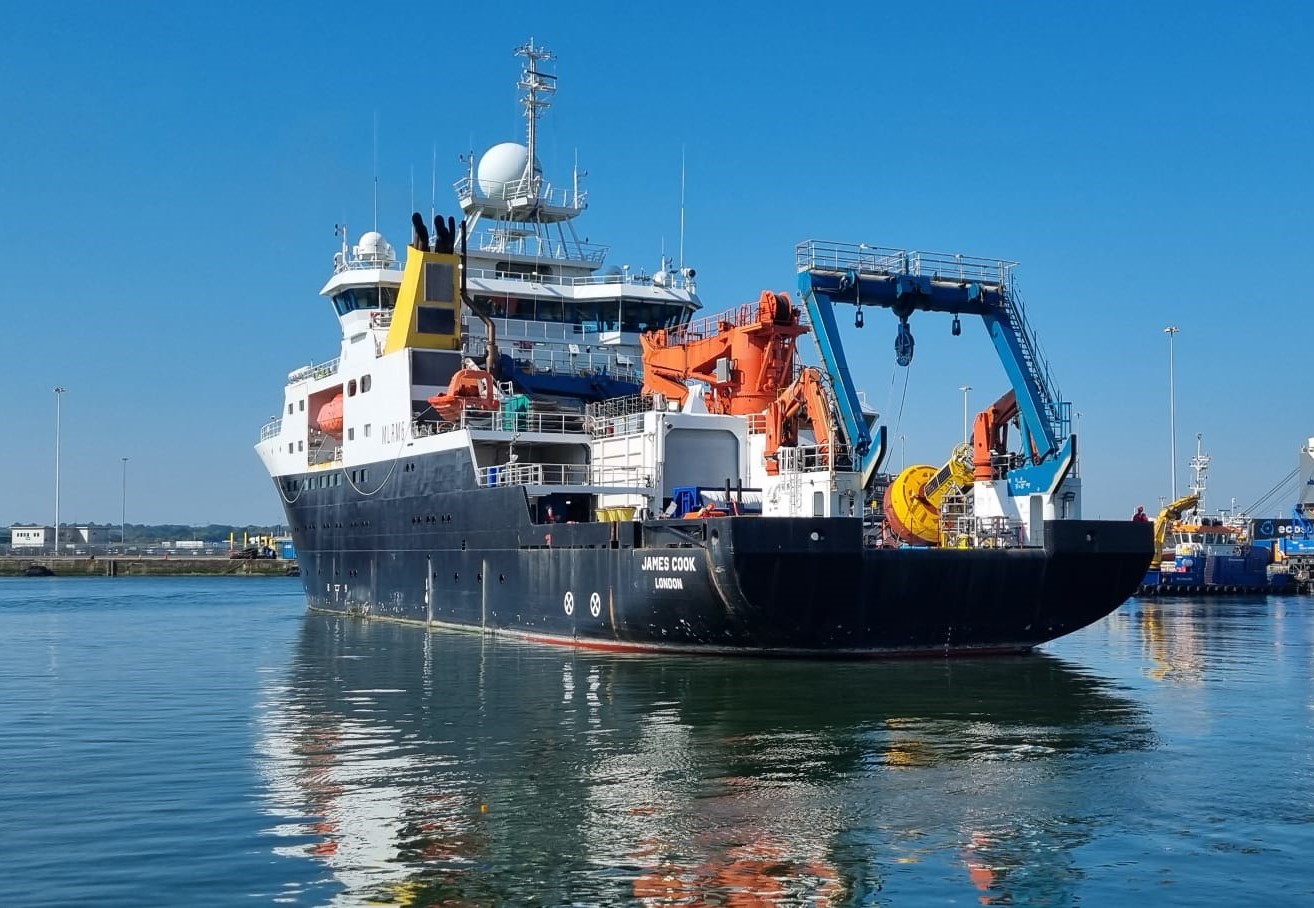 Research ship leaving port