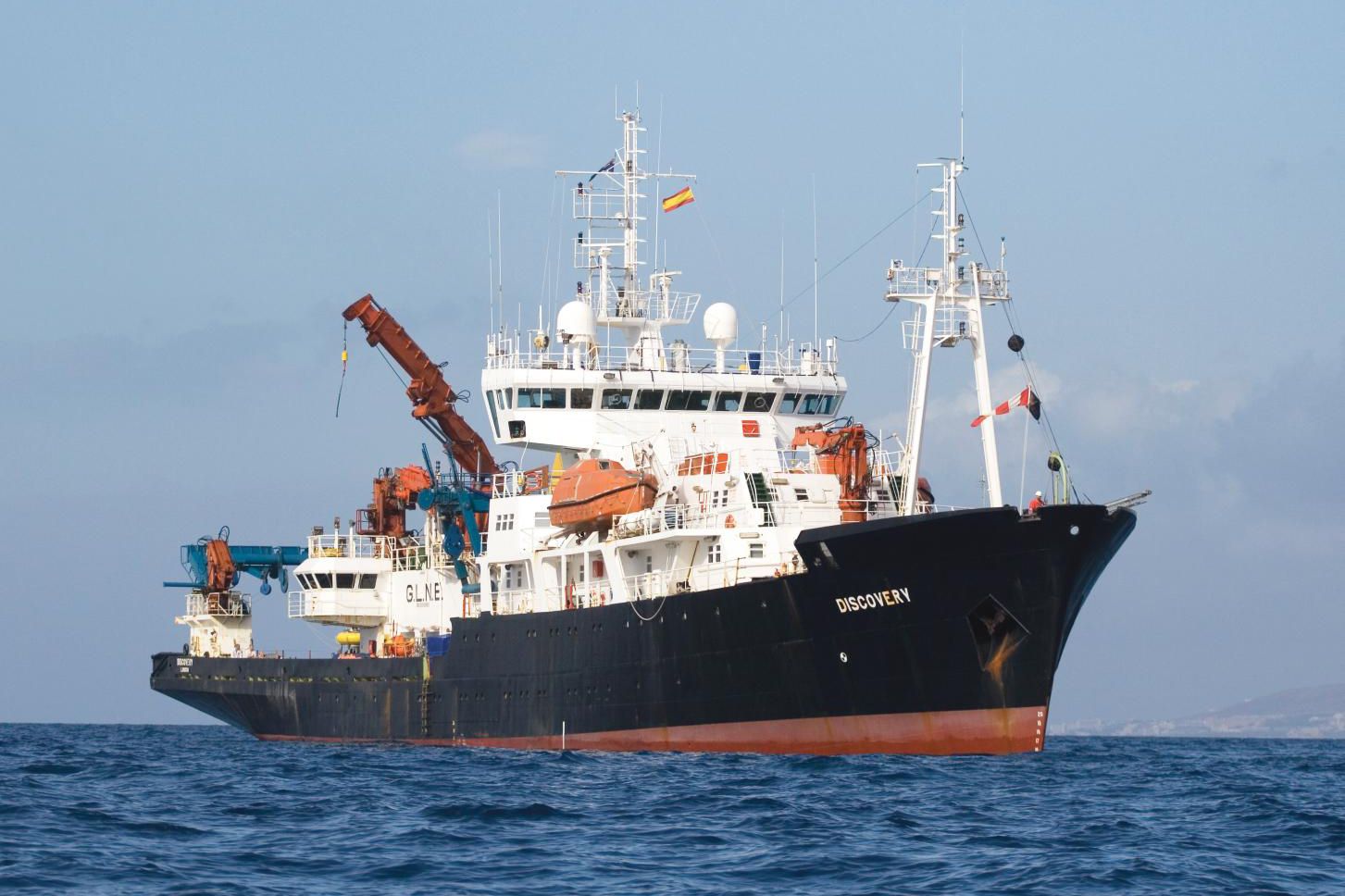 The RRS Discovery, in calmer waters.